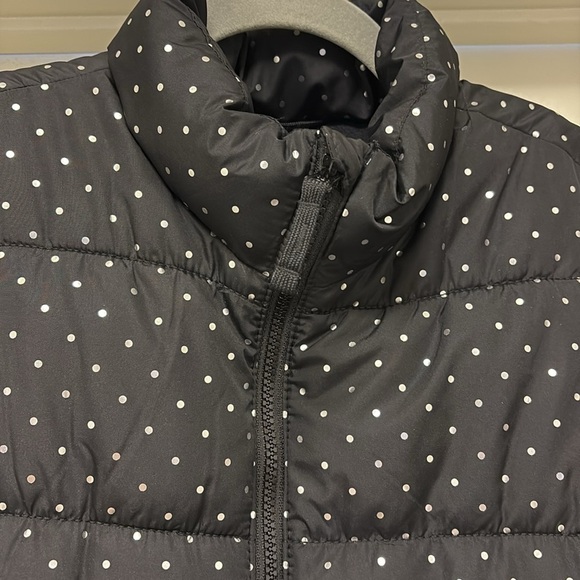 Old Navy black vest with white polka dots zip-up - Picture 3 of 6